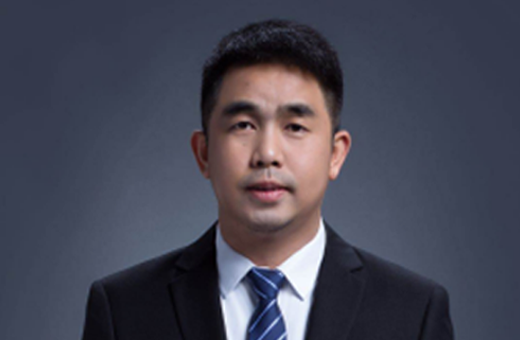 董事长 杨骁 CEO，武汉大学 法律专业